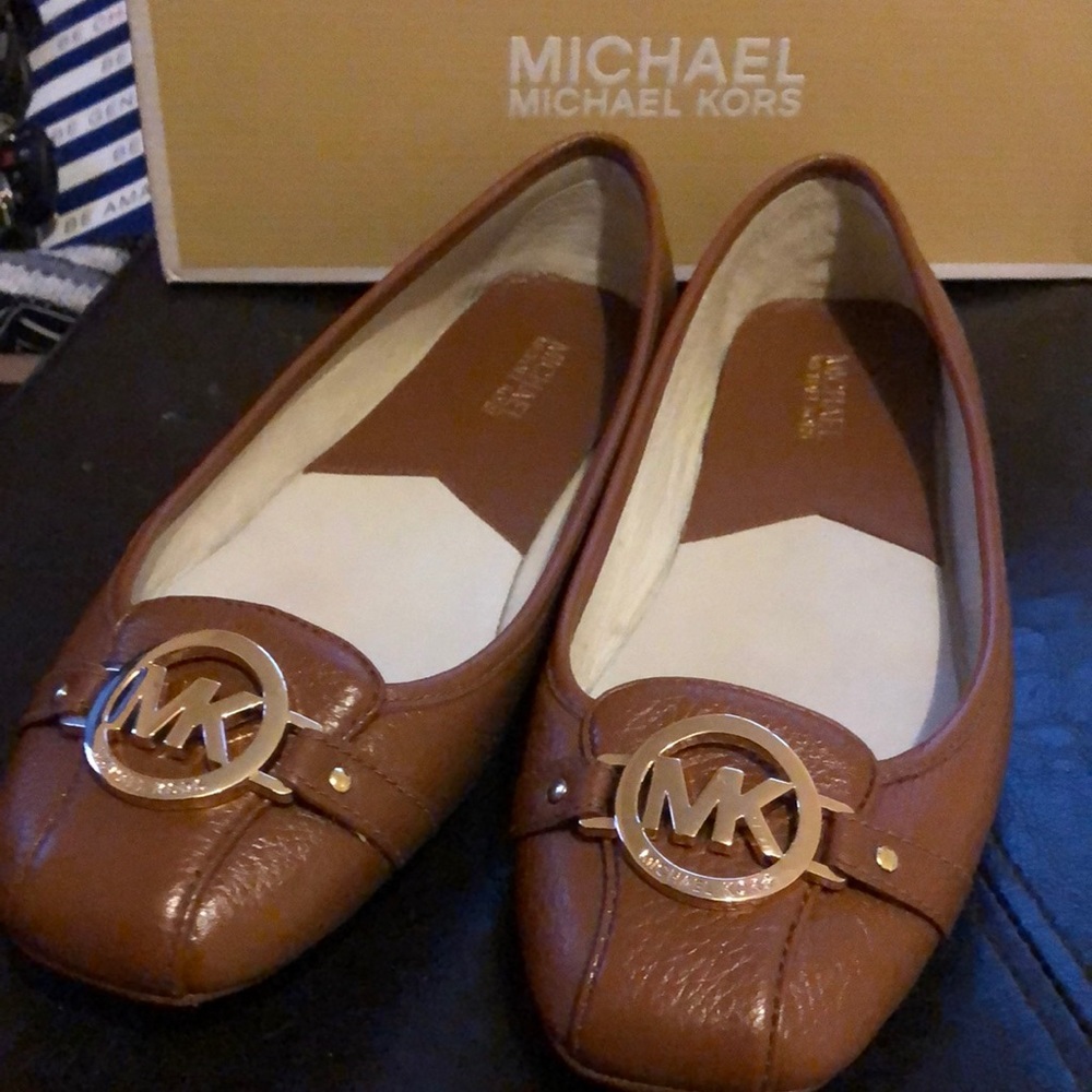 Michael kors flats